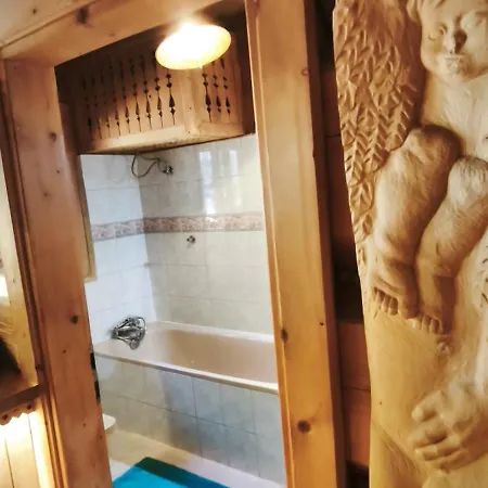 木屋 Raj